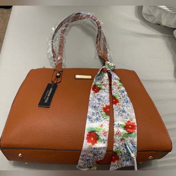NEW London Fog Shoulder Bag with Silk Ribbon Red Floral Print - Picture 7 of 15